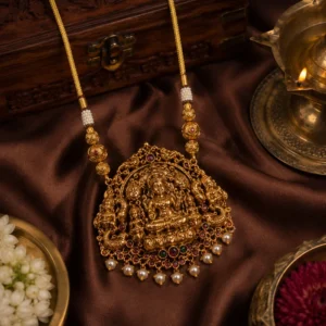 Temple Pendent